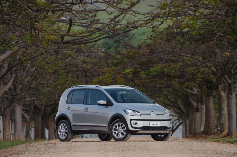 Volkswagen cross up! 2014 года  (BR) (фото 11 из 13)